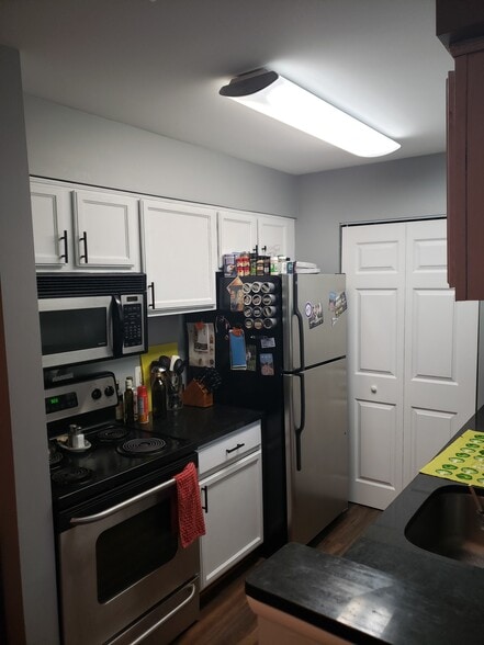 Updated Kitchen - 11710 Olde English Dr