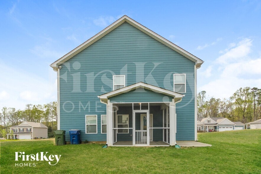 Building Photo - 100 Bristleback Ct