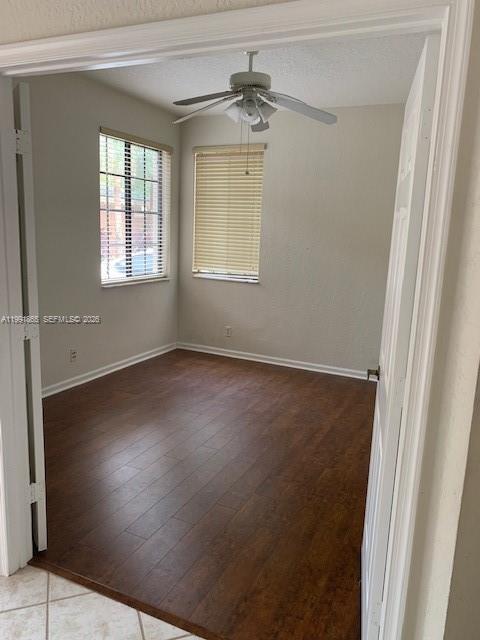 Building Photo - 2800 Kinsington Cir