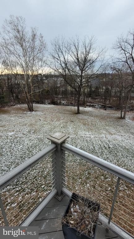 Building Photo - 557 Bellview Ave