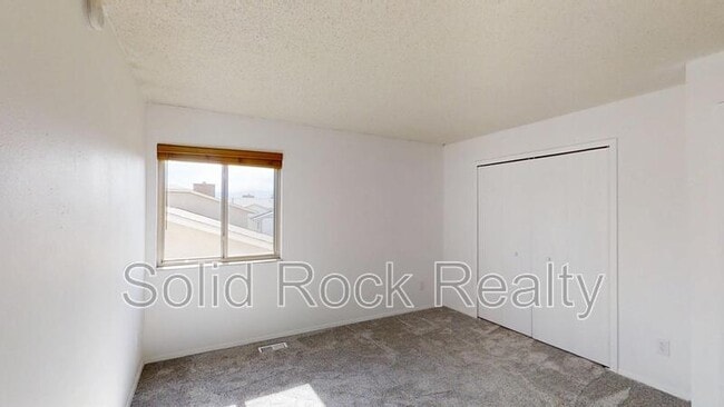 Building Photo - 6340 Lange Dr