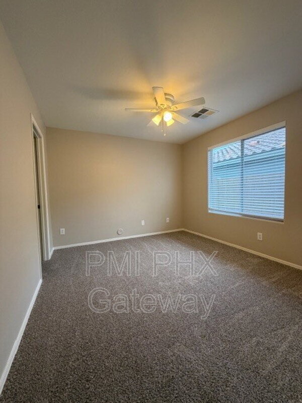 Building Photo - 3194 W Yellow Peak Dr