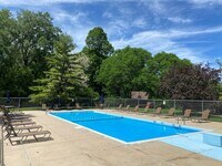 Building Photo - SHI RENTAL