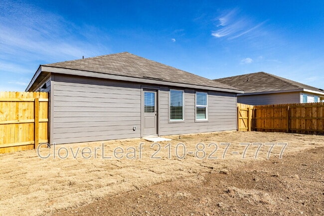 Building Photo - 706 Wolf Crest Blvd