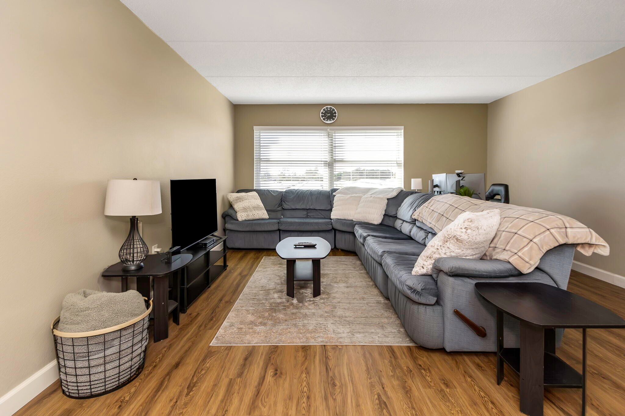 Building Photo - 12300 Park Blvd