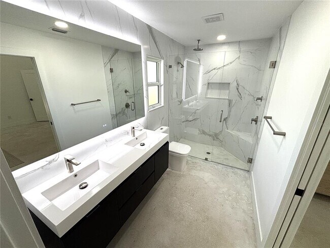 Building Photo - 268 Lemonlily Ct