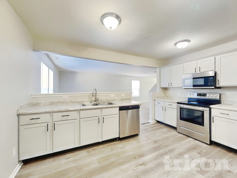 Building Photo - 1405 Bluestem Dr