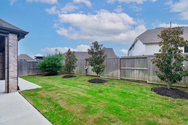 Building Photo - 30103 Aralia Dr