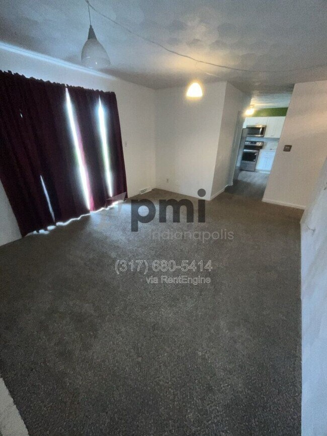 Building Photo - 635 Phaeton Pl