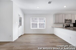 Building Photo - 9242 Landa Falls