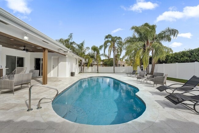 Building Photo - 3681 N 54th Ave