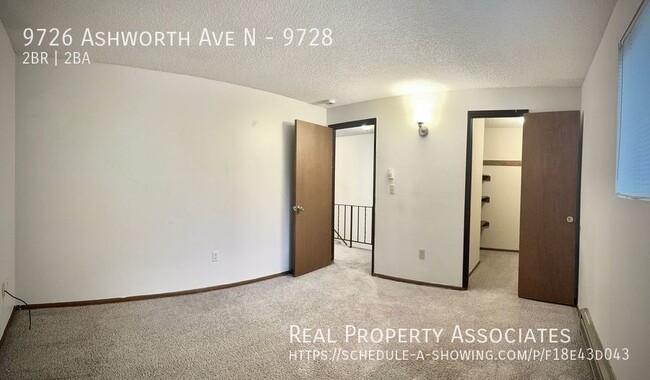 Building Photo - 9726 Ashworth Ave N