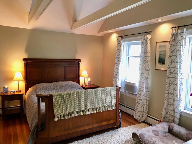 Building Photo - 132 Boston Ave