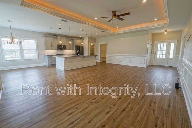 Building Photo - 3831 Arbor Dr