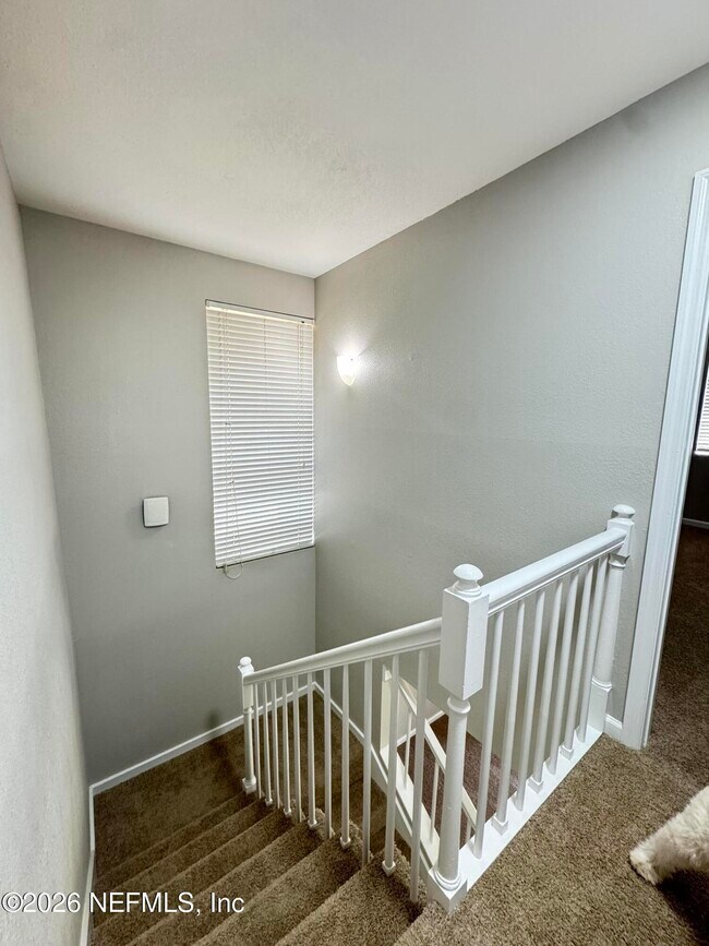 Building Photo - 8880 Old Kings Rd S