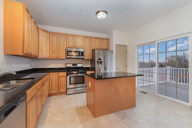 Building Photo - 11 Indiana Cir