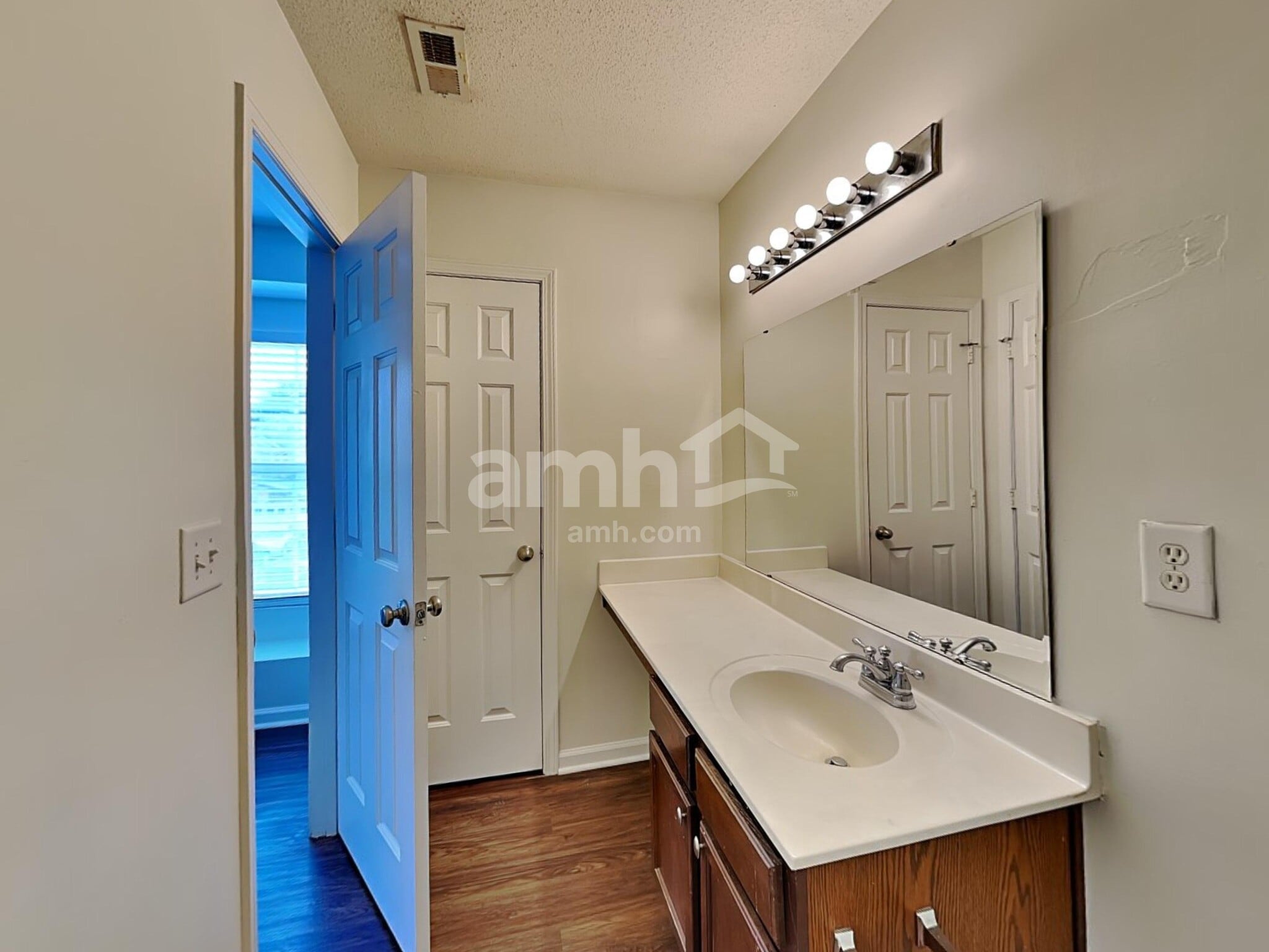 Building Photo - 3771 Marshlane Way