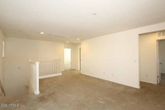 Building Photo - 4717 E Betty Elyse Ln