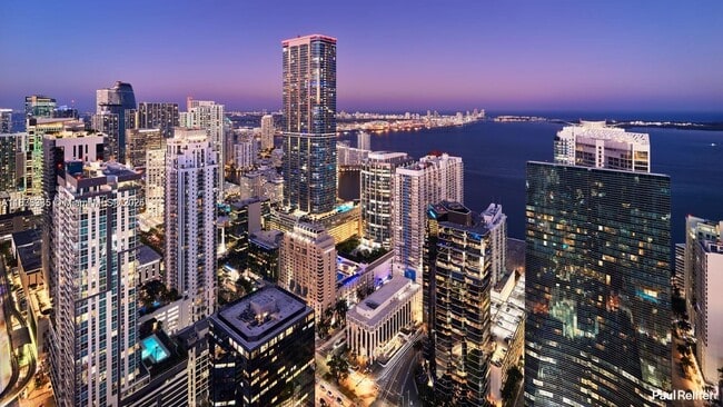 Building Photo - 1100S S Miami Ave