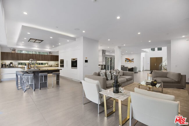 Building Photo - 6379 Colgate Ave