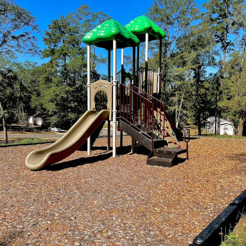 Building Photo - 202 Oakleigh Dr