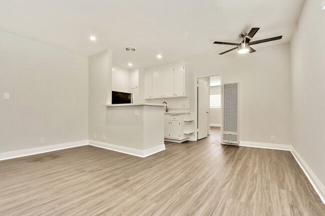 Interior Photo - 519 Hill St in Santa Monica!  Steps to Mai...