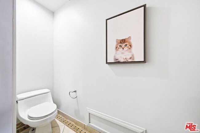 Building Photo - 4115 Laurelgrove Ave