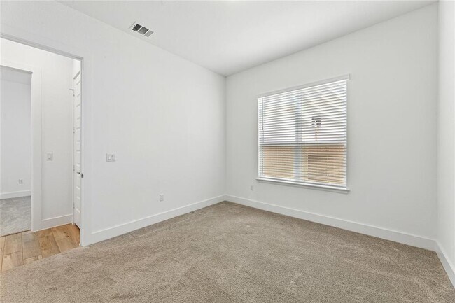 Building Photo - 7608 Boyd Hvn Dr