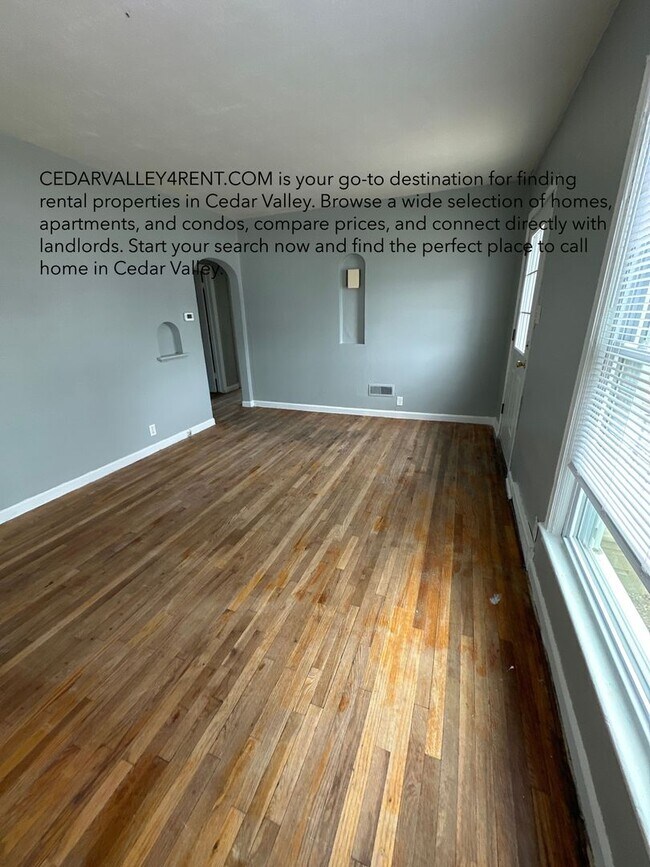 Building Photo - 646 Kern St