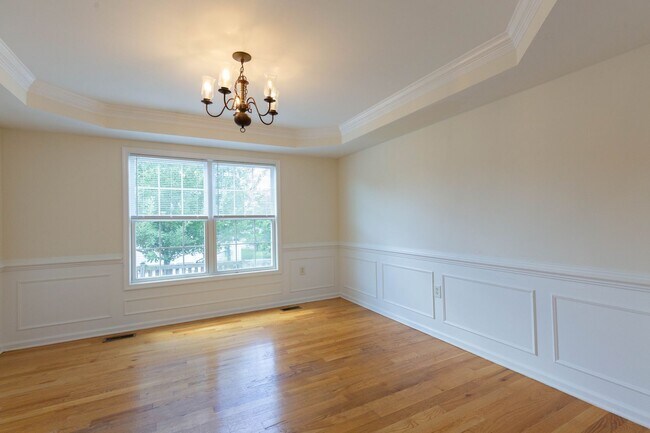 Building Photo - 59 Stork Ln
