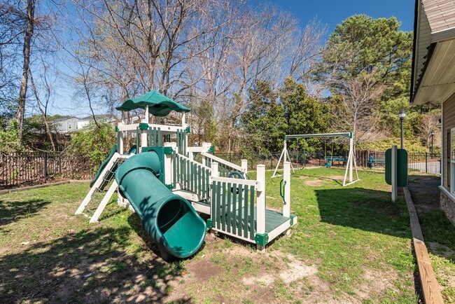 Building Photo - Charming 3BR Home with Loft, Fenced Yard & Community Pool