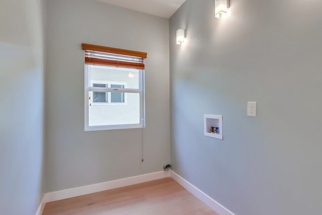 Building Photo - 3336 Altadena Ave.