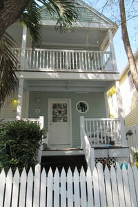 Building Photo - 6+ MONTH RENTAL-Temporarily discounted to $3000 for this season!