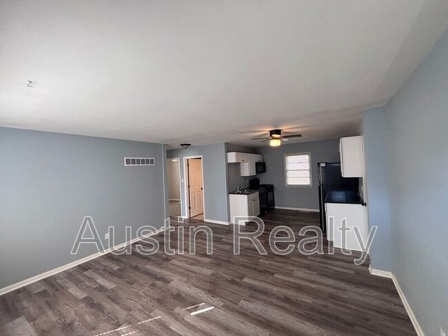 Building Photo - 26 Terry Dr