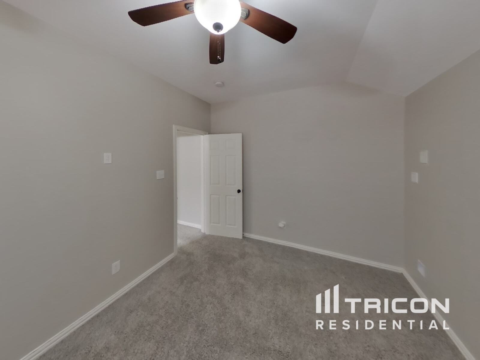 Building Photo - 2020 Hillcroft Dr