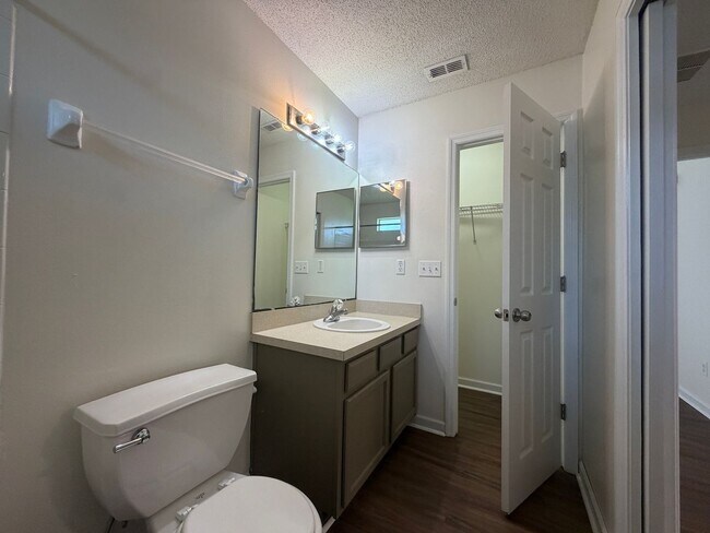 Building Photo - 9-B Wellham Ln.