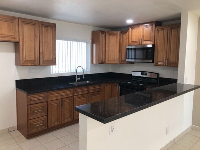 Primary Photo - MOVE IN SPECIAL - Westminster One Bedroom ...