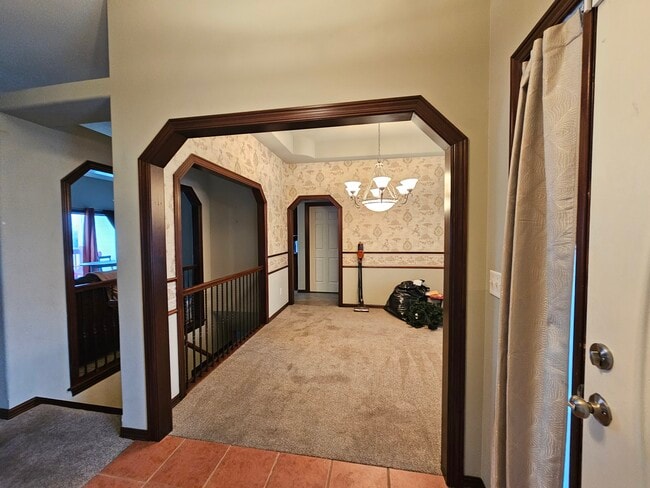 Building Photo - 373 S Grand Mere Ct