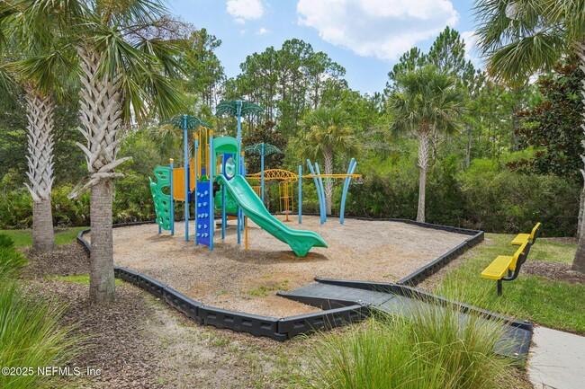 Building Photo - 633 Seville Pkwy
