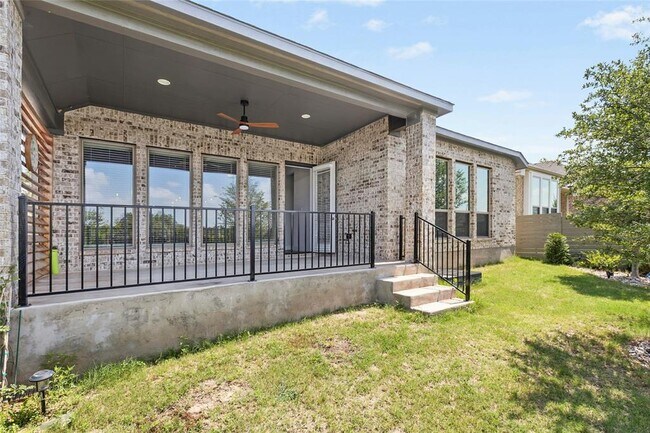 Building Photo - 1121 Spring Gulch Ln