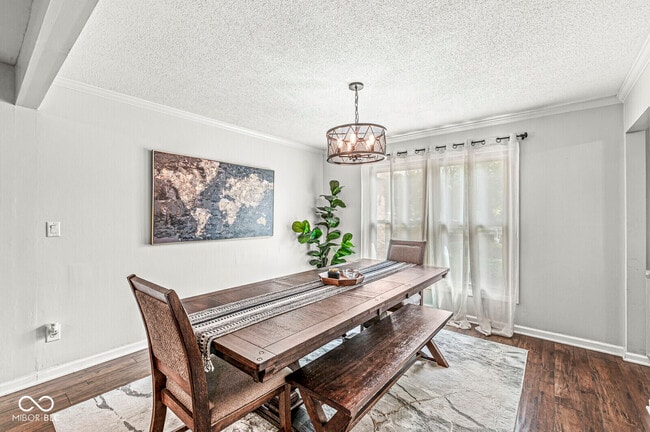 Building Photo - 6542 Kingman Dr