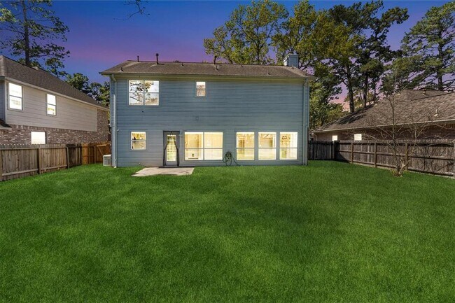 Building Photo - 15614 Lago Villa Dr