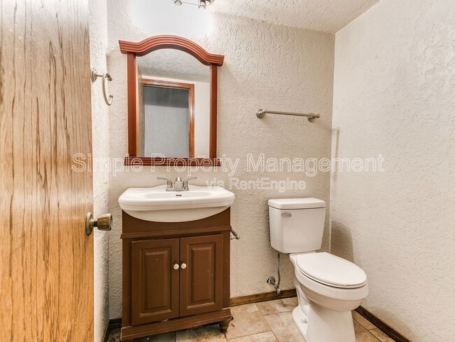 Building Photo - 3716 Summer Cloud Dr