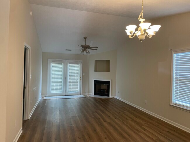 Building Photo - 1310 Triple Tree Ln SW