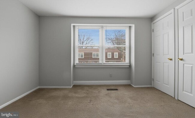 Building Photo - 1984 Arwell Ct