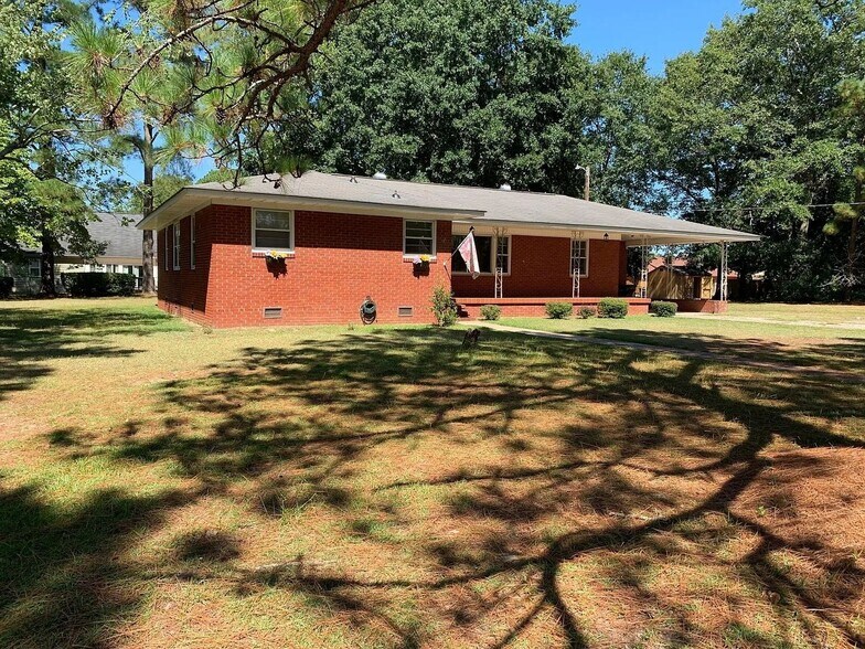 Building Photo - 258 Prince Charles Dr