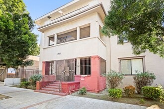 Building Photo - 1516 S Hope St