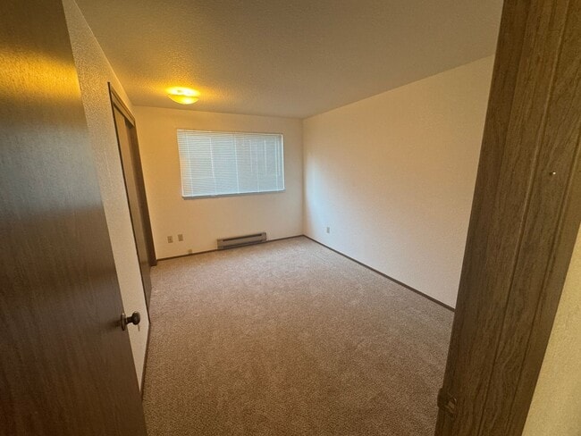 Building Photo - 3bd/1.75ba Seattle Home