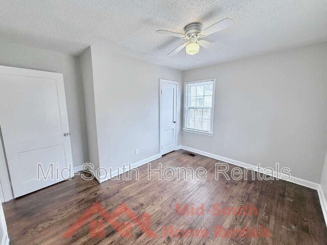 Building Photo - 2914 Hoskins Rd