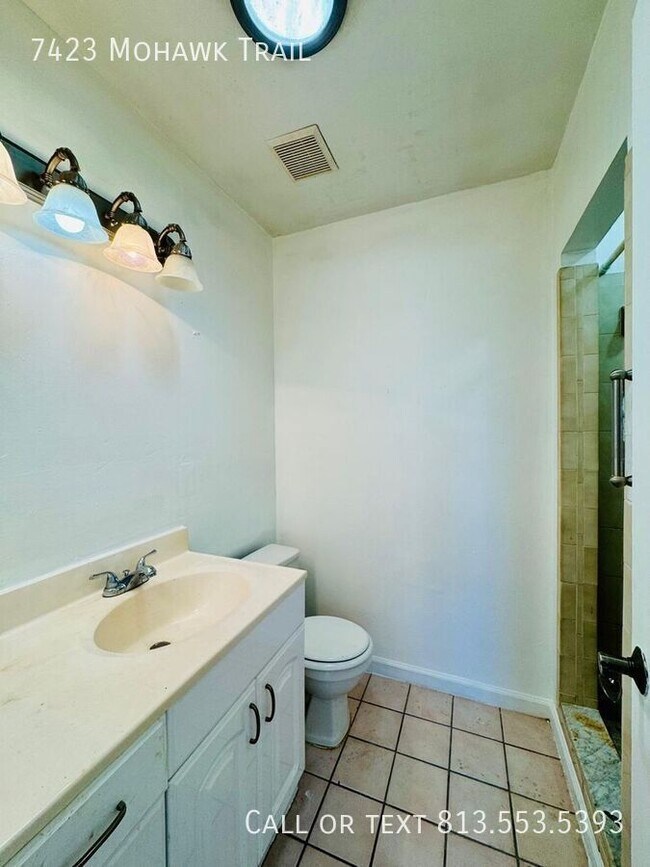 Building Photo - 7423 Mohawk Trail